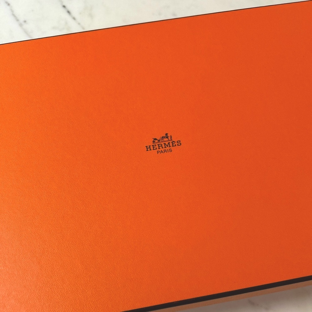 Hermes shoe box_A1_8.5” x 14”